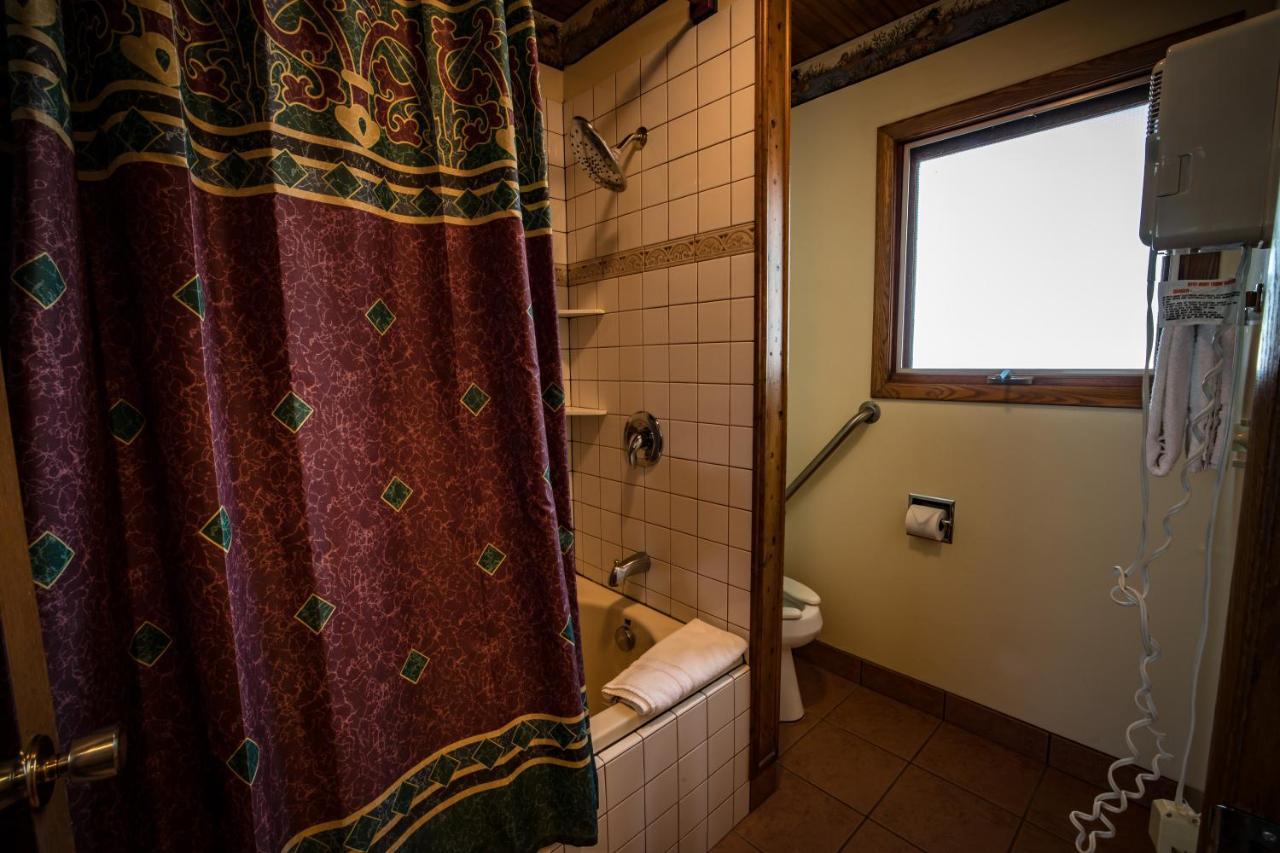 Riverside Motel Гейворд Екстер'єр фото