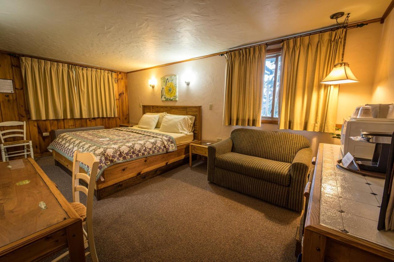 Riverside Motel Гейворд Екстер'єр фото