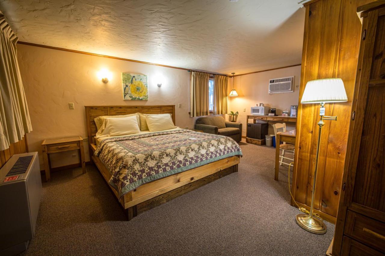 Riverside Motel Гейворд Екстер'єр фото
