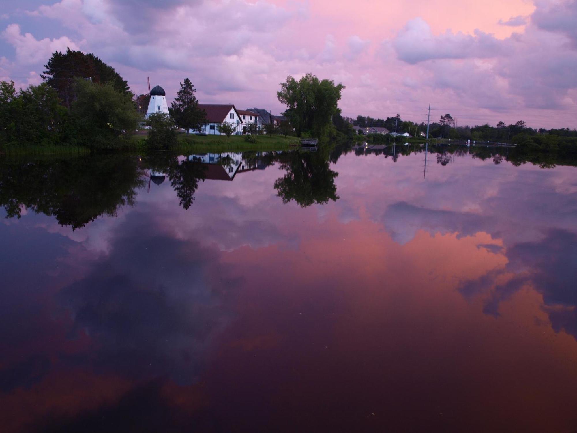 Riverside Motel Гейворд Екстер'єр фото
